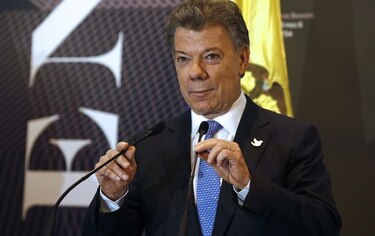 Santos afirma que desempleo en febrero fue el más bajo del siglo en Colombia
