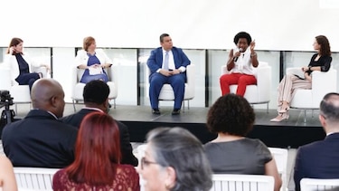 Barreras que impiden la participación de la mujer en la política