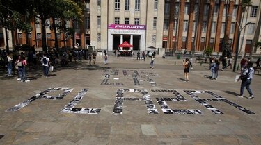 El arte de Botero reclama libertad tras polémico cierre de plaza en Medellín