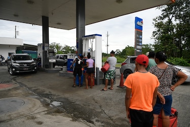 Transportan nuevo contingente de combustible para Bocas del Toro y Chiriquí desde Costa Rica