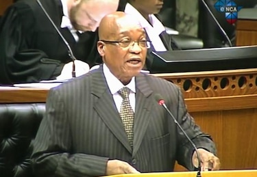Zuma anuncia que Mandela se encuentra un poco mejor
