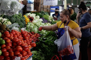 Precio promedio de la canasta básica de alimentos se ubicó en $285.06 en agosto
