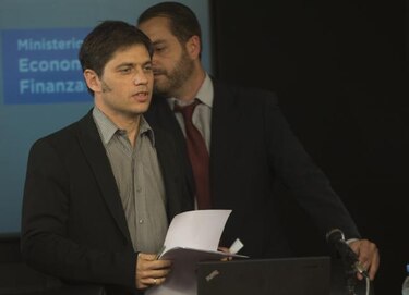 Argentina dispara contra EU y desconoce 'default parcial'