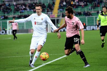 Fiorentina y Juventus ganan y presionan al Inter