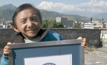 Muere el hombre más pequeño del mundo en Nepal a los 27 años
