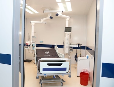 Adecuan salas de aislamiento en dos hospitales ante alerta de la OMS por la viruela del mono