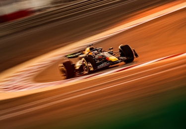 Max Verstappen: ‘Sienta bien subirse de nuevo a un F1, me divertí mucho’