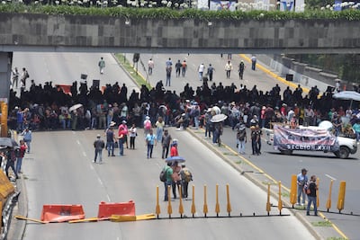 Gobierno mexicano llama a los maestros a la reflexión tras actos violentos y bloqueos antes del Mundial