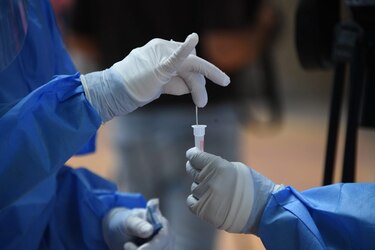 Minsa informa sobre 13 nuevos fallecimientos por la Covid-19; los casos activos totalizan 28,256