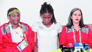 Lesión aleja a Bylon del oro