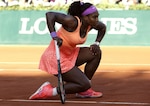 Serena Williams gana y jugará la final ante Lucie Safarova