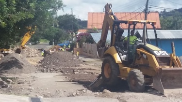 Residentes de Boquete piden suspender colocación de sistema de alcantarillado