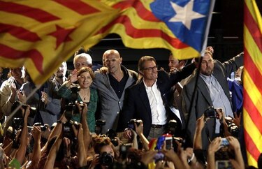 Junts pel Si gana sin mayoría las elecciones regionales en Cataluña