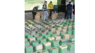 Senan ubica 829 kilos de droga dentro de un contenedor