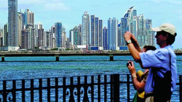 Ingreso de turistas se reduce 7.5% hasta mayo