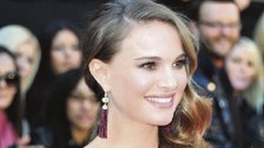Actriz Natalie Portman da a luz
