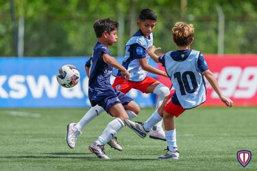 Goles y blanqueadas marcaron la primera fecha de la Copa Talento Kids