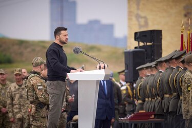Rusia declara en busca y captura a Zelenski
