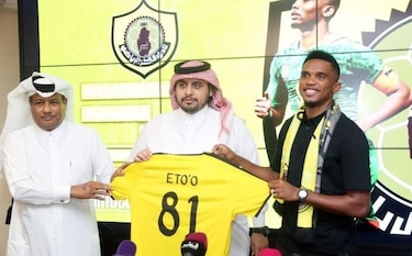 Samuel Eto'o sigue activo; jugará  en el club número 13 de su carrera