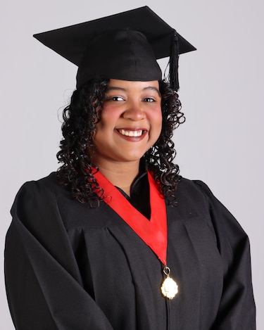 La Universidad de Panamá presenta a los graduados de su Facultad de Derecho y Ciencias Políticas