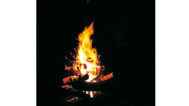 Tertulias a la luz del fuego