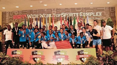 Altos de los Lagos y San Miguelito, campeones