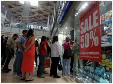 Autoridades alertan de clonaciones y estafas por 'Black Friday'