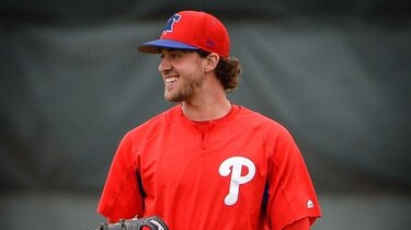 Filis pactan con Aaron Nola por cuatro años y 45 millones de dólares
