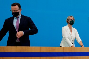 Alemania prevé vacunar, por voluntariado, contra coronavirus a mediados de 2021