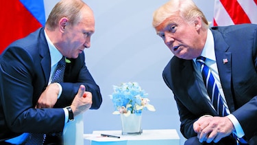 Trump encara a Putin sobre elecciones de EU
