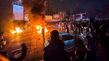 ‘Enemigos de Dios’: las protestas en Irán desafían a las fuerzas de seguridad, a pesar de los reportes de cientos de muertos y heridos