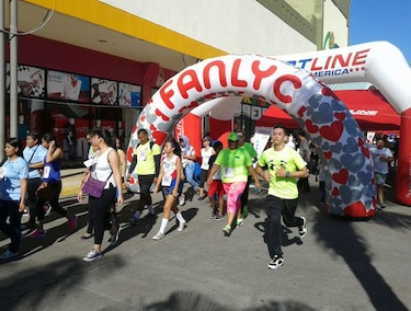 Chiriquí: Miles de personas participan en el Relevo por la Vida de Fanlyc
