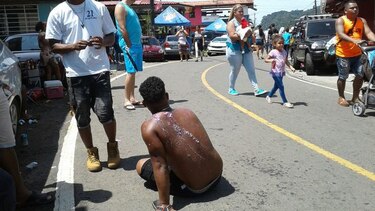 Cientos de devotos participan en las festividades del Cristo de Portobelo