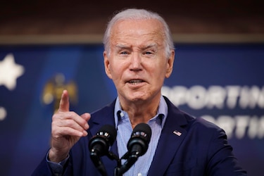 Estados Unidos cree que es pronto para que Ucrania entre en la OTAN, pero aboga por trazar el camino
