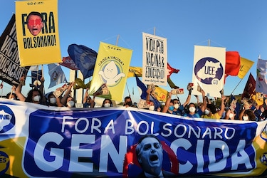 La oposición suma presión sobre Bolsonaro con un ‘superpedido’ de juicio político