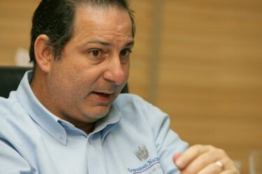 Salomón Shamah no compareció a la audiencia preliminar por peculado en perjuicio de la ATP  