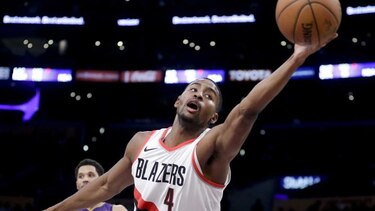 Harkless guía a Blazers a triunfo sobre Lakers