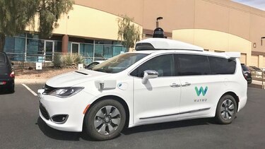 Waymo de Google inicia un servicio de taxi autónomo