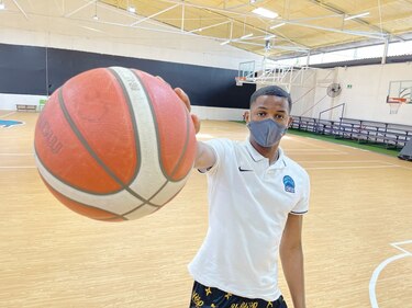 Iverson Molinar quiere escribir su propia historia