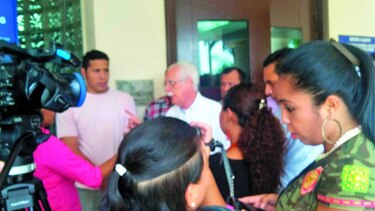 Demandan decreto que fijó salario mínimo