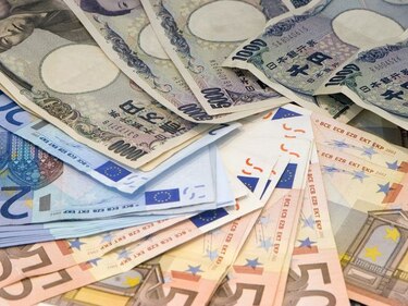 El BCE baraja inyectar 50 mil millones de euros mensuales hasta fin de 2016