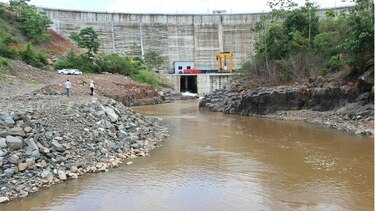Defensoría pide a Genisa suspender llenado de hidroeléctrica en Barro Blanco