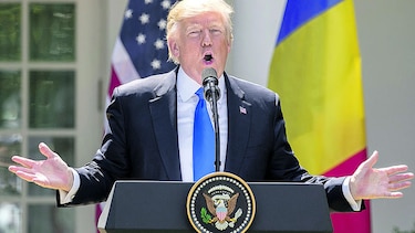 Donald Trump niega haber pedido a Comey frenar la investigación sobre Flynn