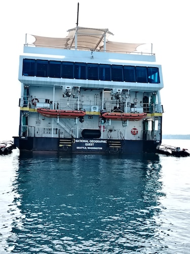 El crucero National Geographic Quest visita el Parque Nacional Coiba con 87 pasajeros