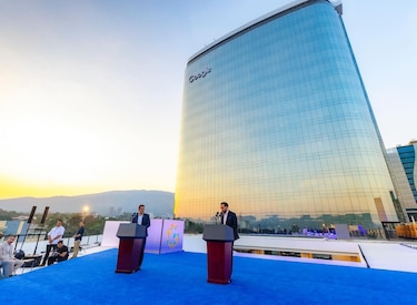 Google abre oficinas en El Salvador y anuncia 200 mil dólares para emprendedoras