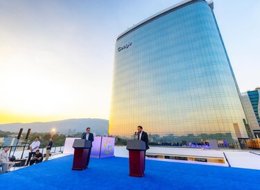 Google abre oficinas en El Salvador y anuncia 200 mil dólares para emprendedoras
