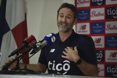 Fepafut oficializa la renovación de Thomas Christiansen como técnico de Panamá