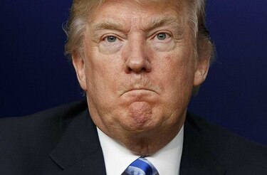 Trump amenaza con imponer tasas a las constructoras de autos europeas