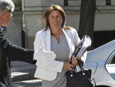 Ministra de Transportes belga dimite tras críticas seguridad