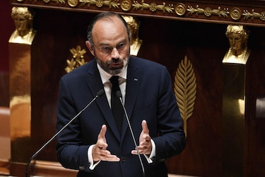 Francia planea reabrir tiendas el 11 de mayo